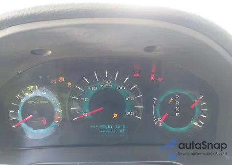 2010 Ford Fusion Se z USA, uszkodzony, nr VIN 3FAHP0HA6AR129332